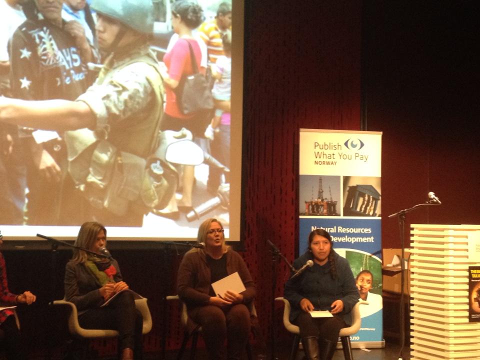 LivePive's tweet photo. Rosmery Quispe fra @saih partner @ceadl forteller om hvordan Bolivia bruker gassinntektene @PWYPNorway http://t.co/2oaM0yUVum
