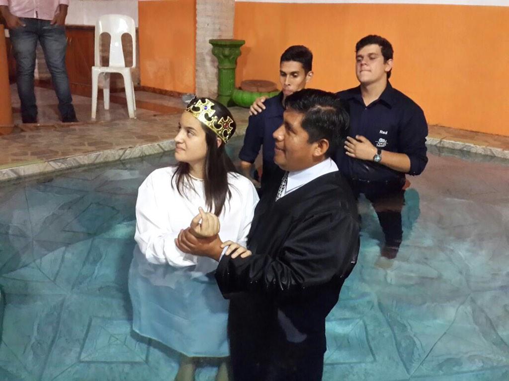 @UmAnoEmMissao #USB #Paraguai #CuidaddelEste batiza jovens na semana #VivacomEsperanca <a href="/elmarborges/">Elmar Borges</a> @prdanielbenitez