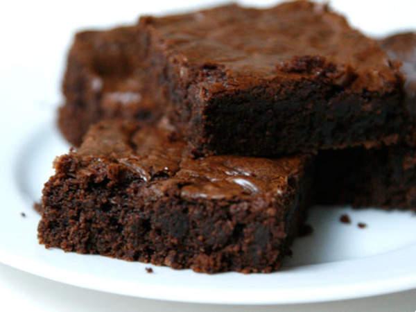 A3Noticias's tweet photo. Brownie al microondas: la receta definitiva. El paso a paso, en el videoblog de @cocinatis http://t.co/BMDTaI13Hm http://t.co/ehlrjMZZSW