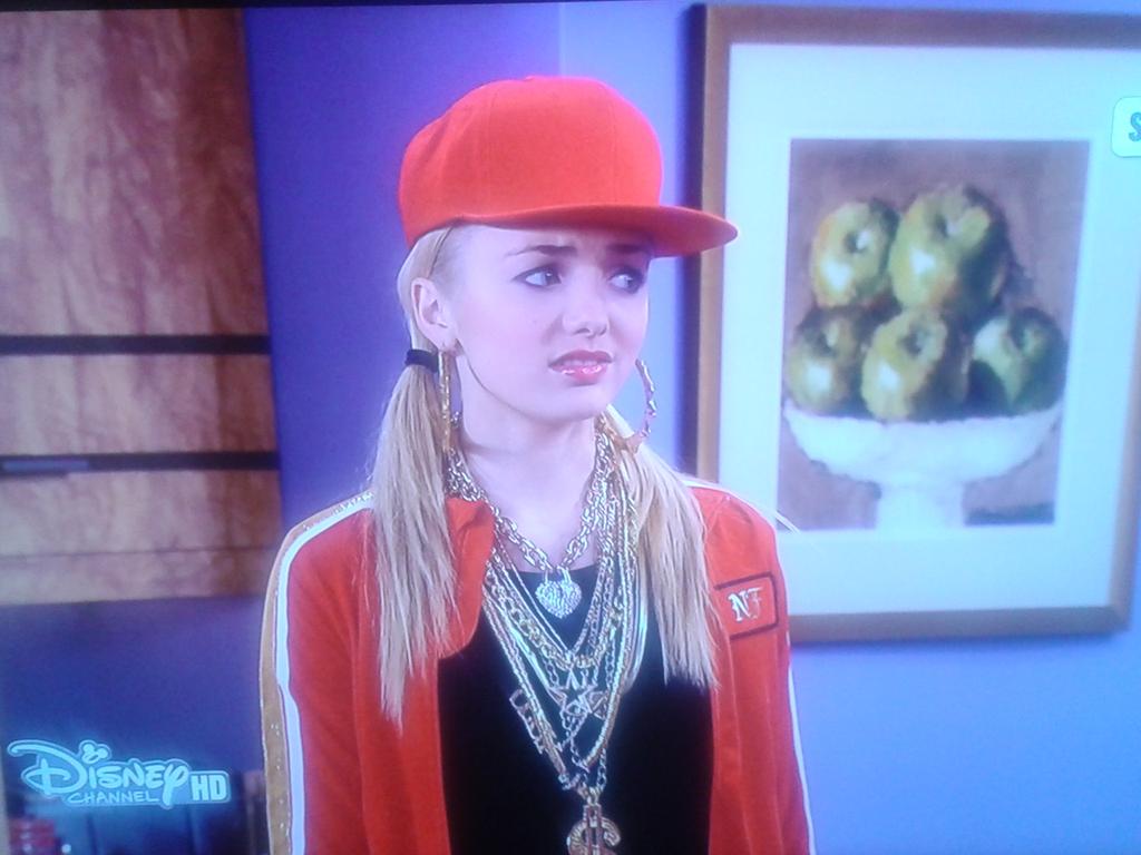 RuthLopez98_'s tweet image. @PeytonList #Jessie #EmmaRoss