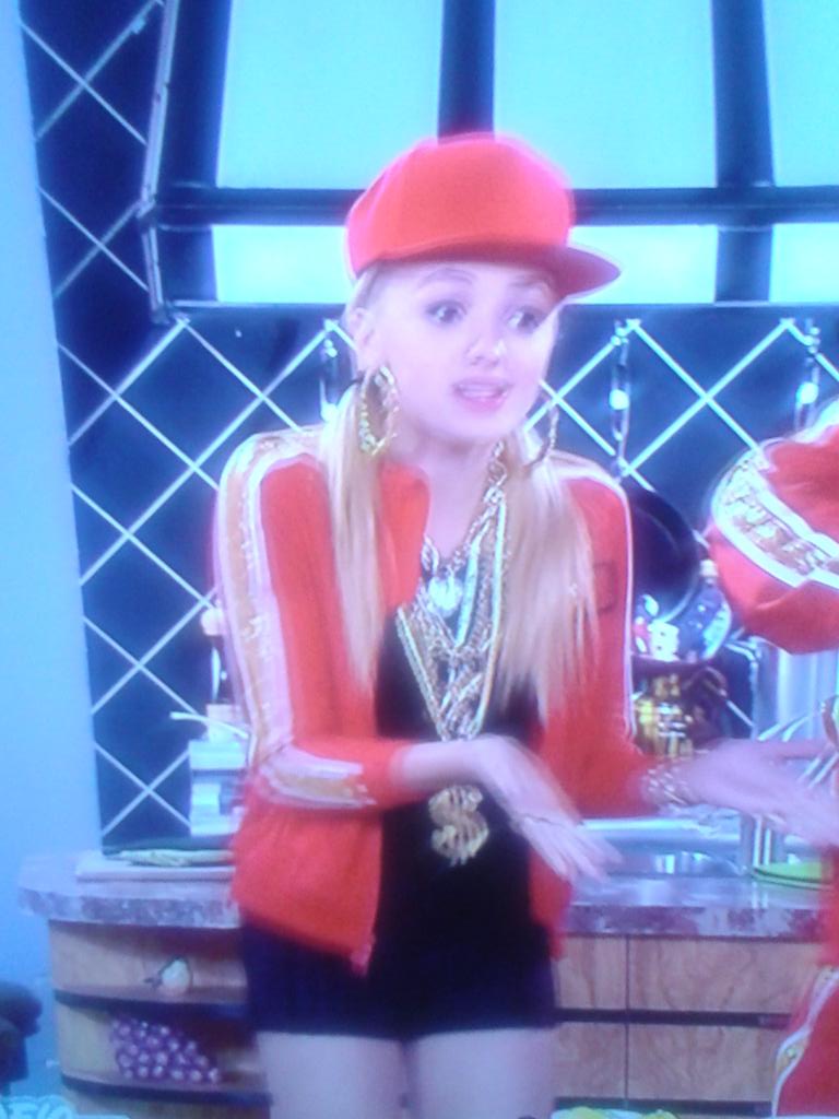 RuthLopez98_'s tweet image. @PeytonList #Jessie #EmmaRoss