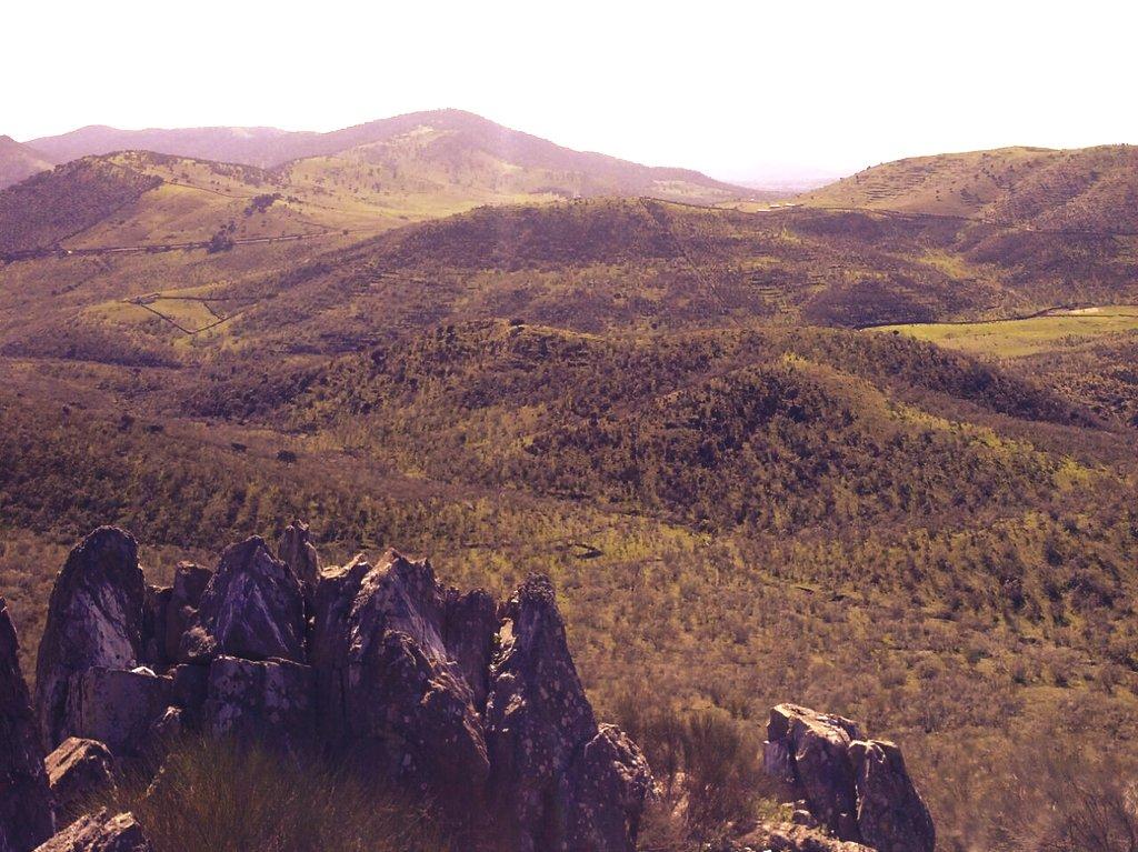 fran_garron's tweet photo. Intensa y dura jornada tras las patirojas pero solo por las vistas ya merece la pena. http://t.co/z5uBRmaEWS