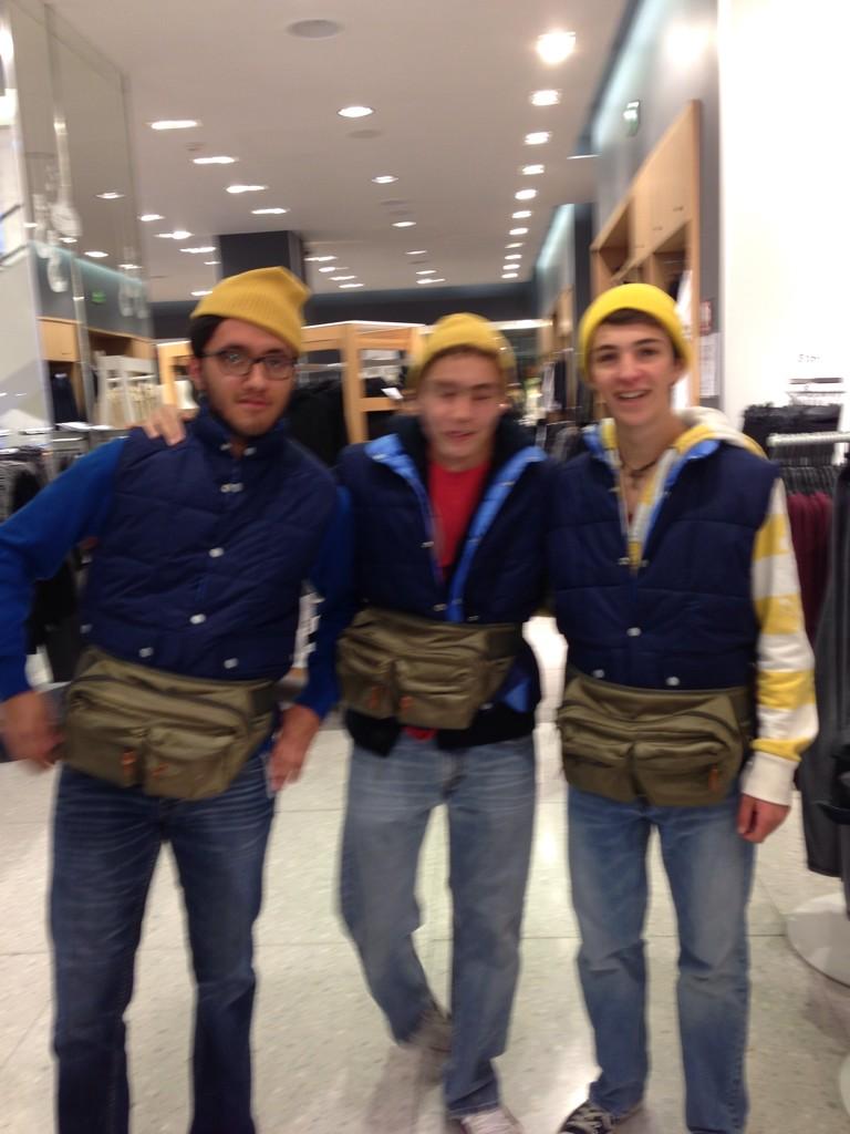 jorgelaara's tweet photo. When all of the squad's outfits on point @alexanaya #stealyogirl http://t.co/3TGPxj5UK5