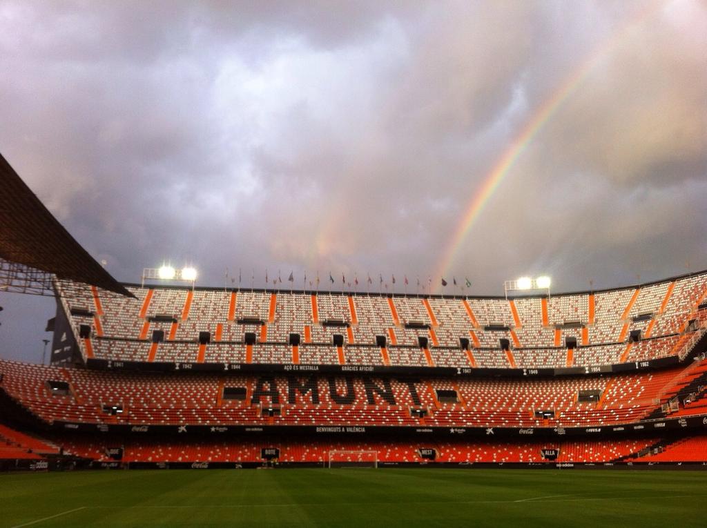 SuperMontoro's tweet photo. Mestalla hoy http://t.co/fktE7onWIa