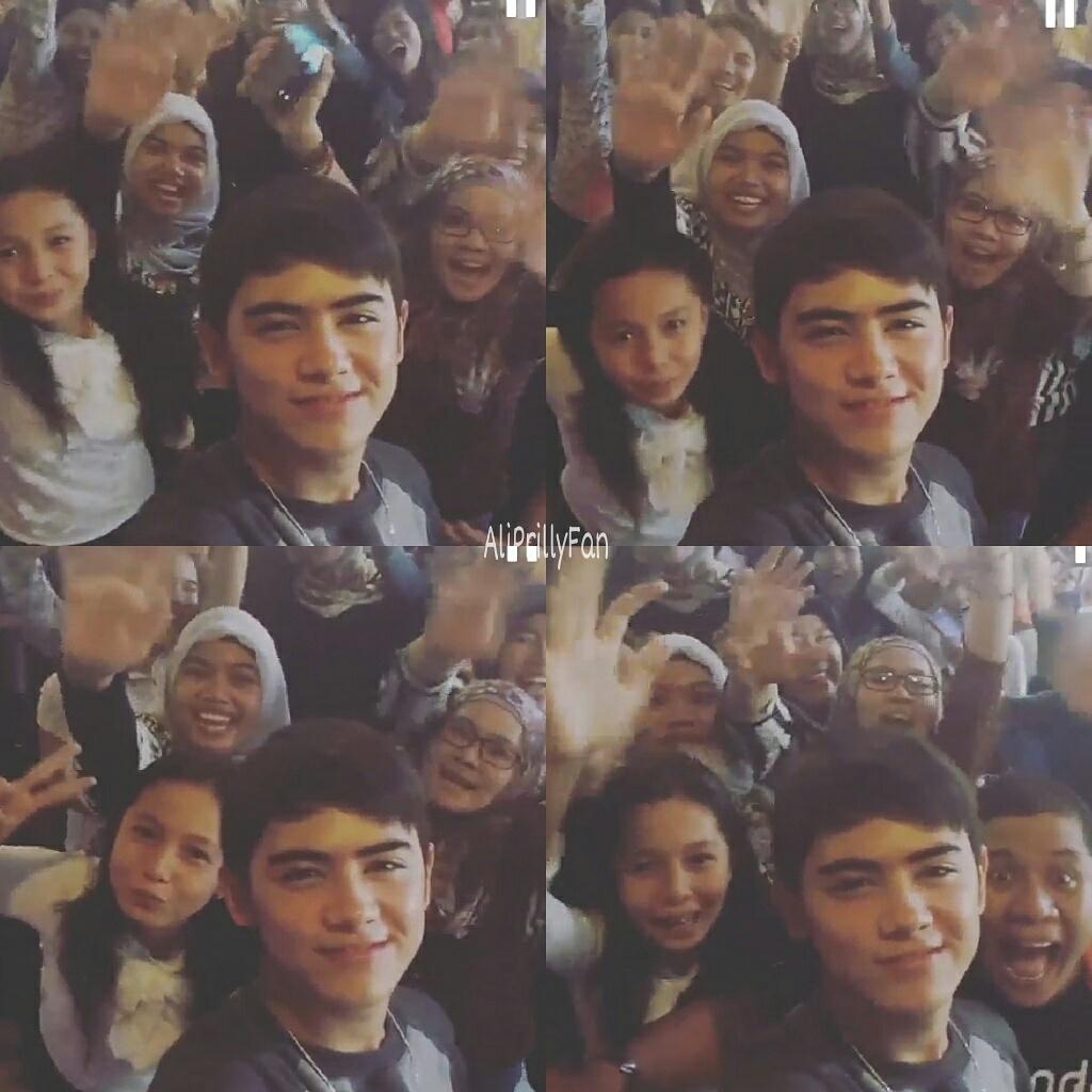 AliPrillyFan's tweet photo. Thankyou jambi!! @alysyarief http://t.co/DMpnnVw7Lt
