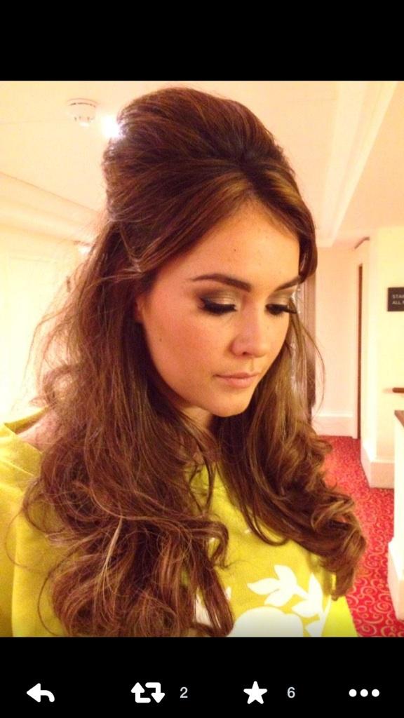 bernieholmes2's tweet photo. Amazing Lola Saunders singing at GAY last night how is she not still in the X factor beggars belief #lolasaunders http://t.co/VdKA2JgqrM