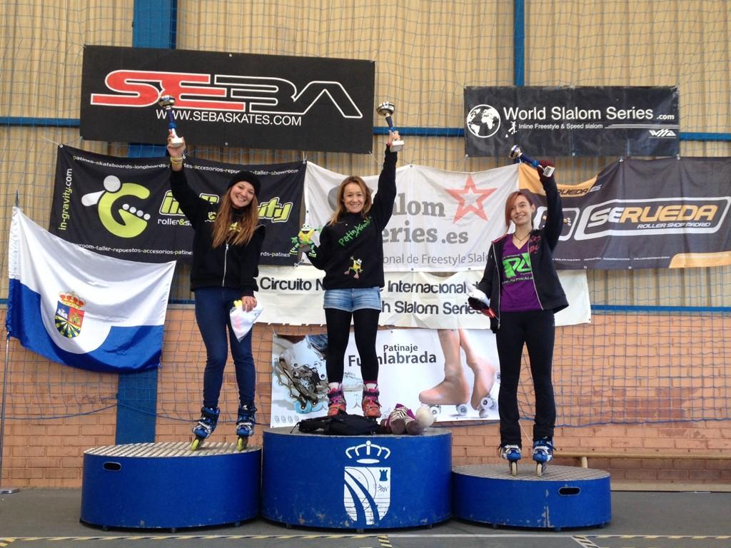Podio slides femenino 1Ines 2Dana 3Maria #IBattleFuenlabrada <a href="/wsseries/">World Slalom Series</a> <a href="/cpafuenlabrada/">Patinaje Fuenlabrada</a>