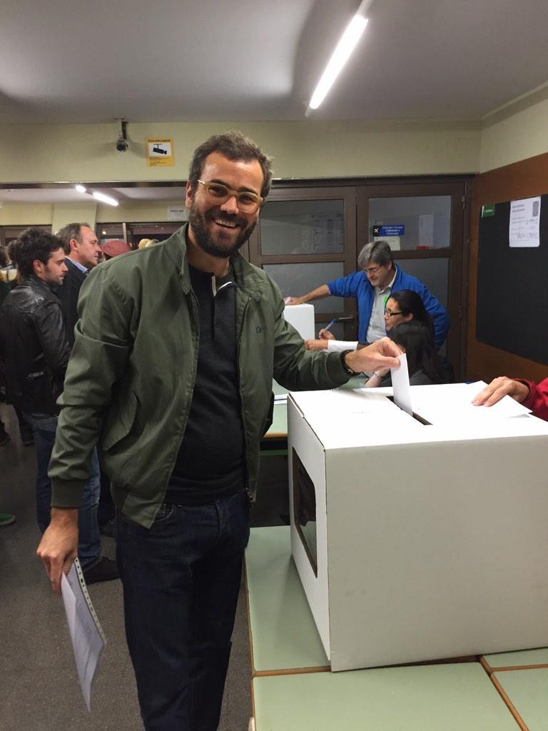 FinoRefino's tweet photo. #jojahevotat 😊 http://t.co/OSmzPPdOYA
