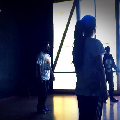 reddanza's tweet image. (Ahora) Seminario 'Experimental Dance' con #ClaudioPuebla en @balmacedaconce @ArtistasAcero #FestivalDanzaBiobio