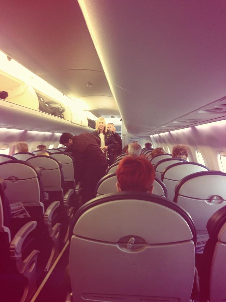 LucieeRidsdale's tweet photo. 1st of 2 flights back to #Falmouth it's always the worst when you have to leave #Edinburgh :( thanks to #PASSPAL14 ❤️ http://t.co/Mz81hoNTv0