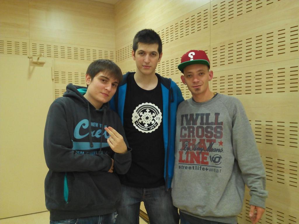 chutyvk's tweet photo. Jurado del madrid urbano 2014! Con dos grandes, fue un gran día http://t.co/gYgbm9dBpE