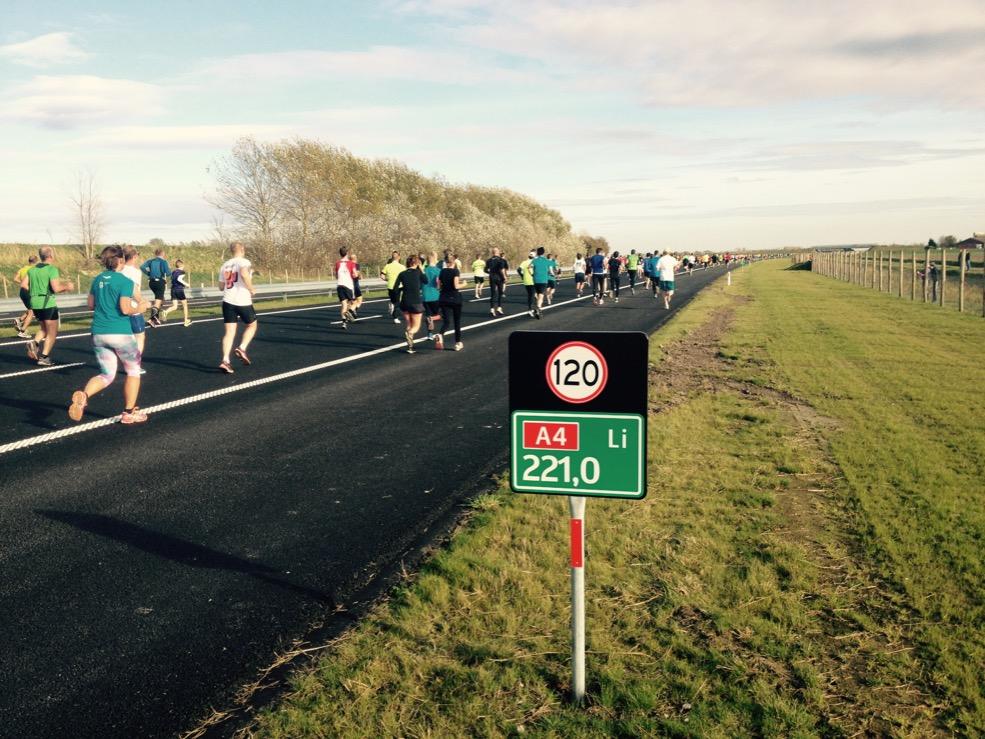 PDuisenberg's tweet photo. Toch nog iets aan die maximum snelheid doen #a4Run #mobiliteit #economie @VVD http://t.co/parGErOBak