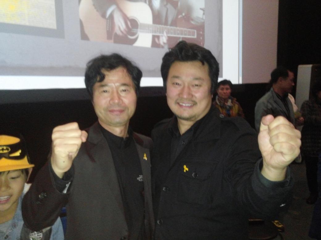 jaytadl's tweet image. &quot;@leesanghoC: &amp;lt;속보&amp;gt;
김승환 전북교육감, 도내 중고생 다이빙벨 단체관람 추진.. &quot;세월호 진실 꼭 밝혀져야&quot; http://t.co/azD01ltIuY&quot; #전북교육감 참 스승은 어디엔가 잇다 다행이도 ㅠㅠ