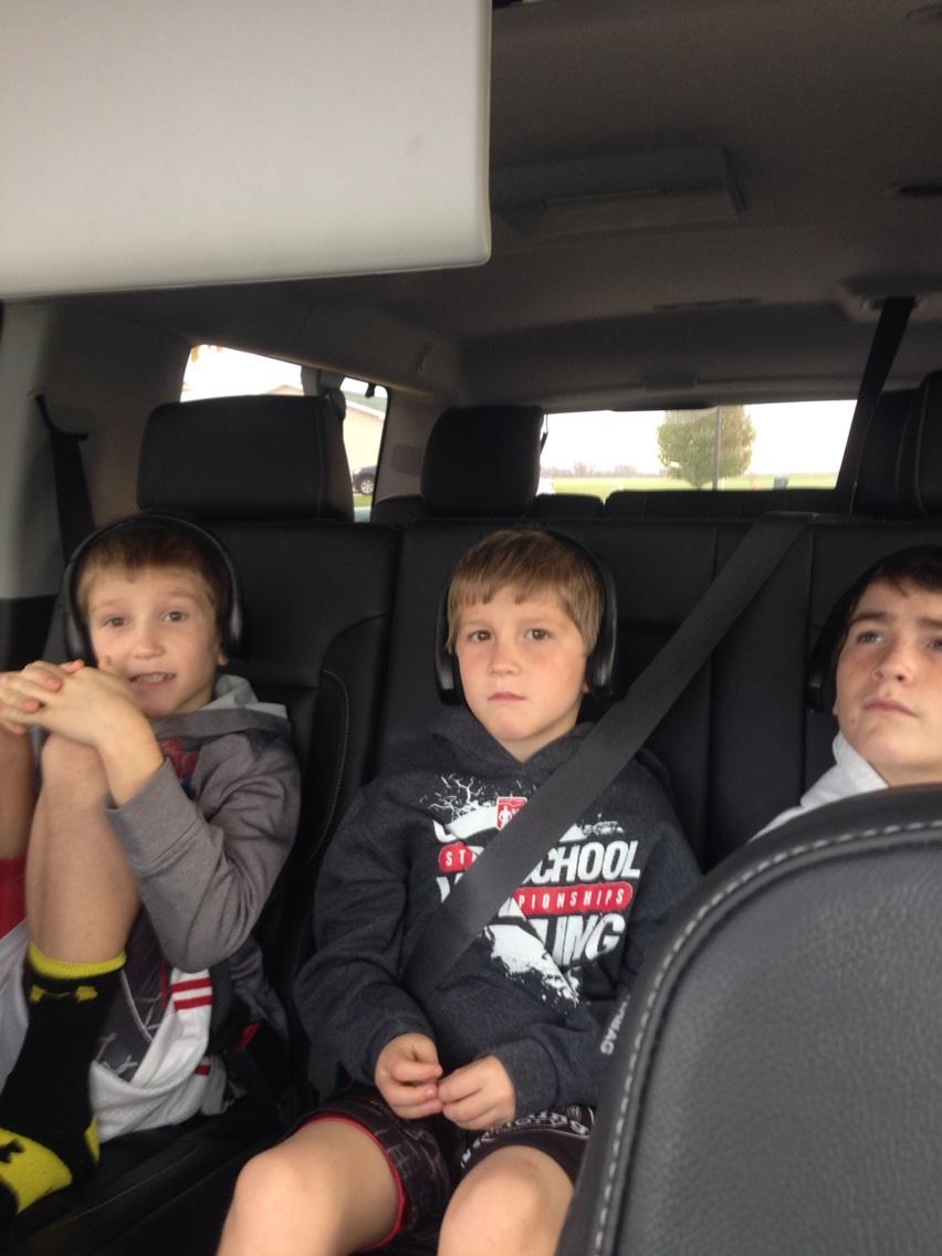 4boys4leigh's tweet photo. Headed to Wayne trace with these turkeys #coachworking http://t.co/tEj419bifJ
