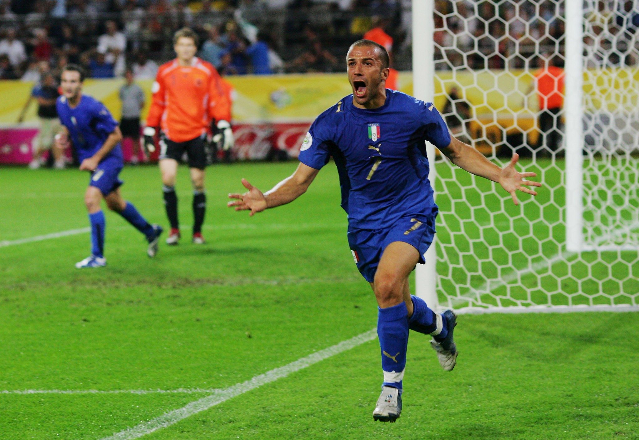 Happy birthday Alessandro Del Piero.
What a legend! 