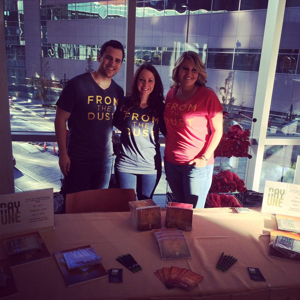 RobinRainBo's tweet photo. @DayOneWorship come get the new From The Dust album and shirt!! #lovefirstdallas http://t.co/uejvCIAe0w