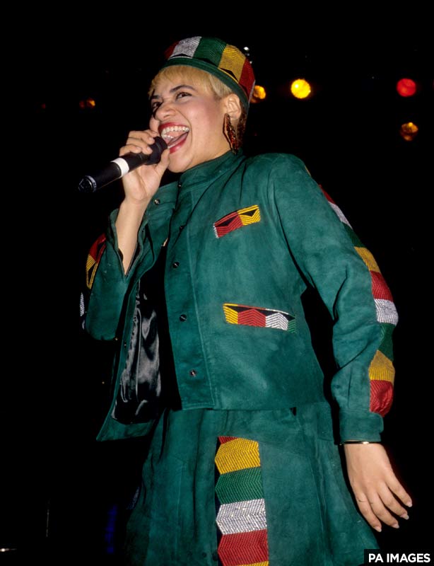 Happy birthday to Sandra Denton, the peppery one from Salt n Pepa. We hope youre pushing it real good. 