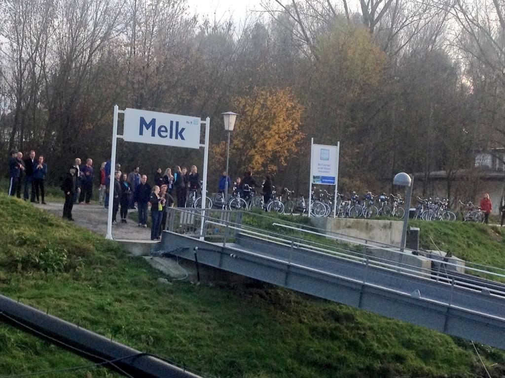 raisarivas's tweet image. After almost 3 hours tour from #Durnstein bikers are back. Our ship is @Melk #Austria @AmaWaterways #AmaSonata