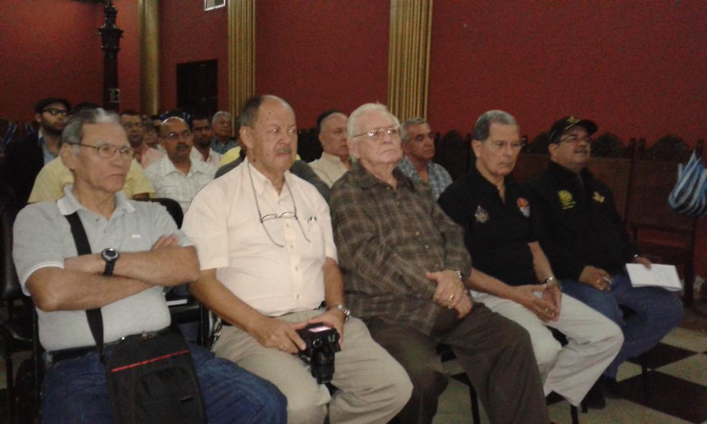 Logia245's tweet photo. Presente en la Actividad de Docencia Masónica el M:.R:.Gran Maestro, R:.H:.Juan Ubaldo Jiménez Silva. #Masoneria http://t.co/Gfb8STIb4o