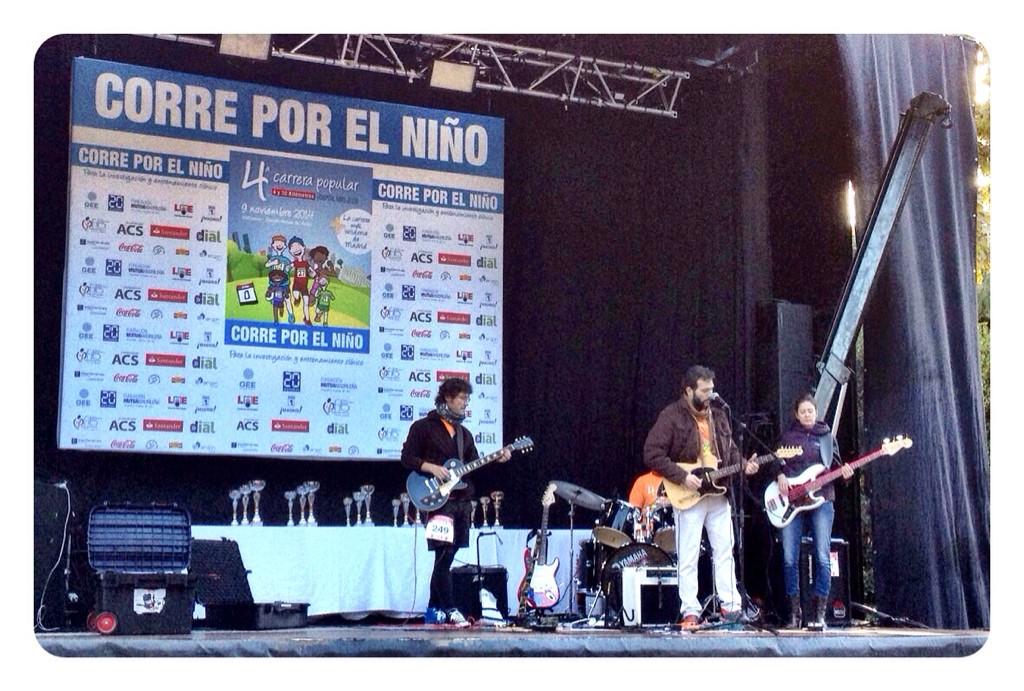 CorrePorElNino's tweet photo. Los cracks de @ForzudosRock también convierten #CorrePorElNiño2014 en algo diferente http://t.co/wiMwjWw0Y8