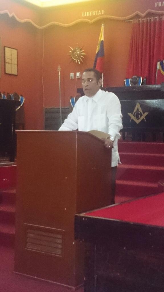 Logia245's tweet photo. Intervención Q:.H:. @El_Hidalgo sobre la Legislación Masónica #Masoneria #Venezuela - Actividad de Docencia Masonica http://t.co/lvhJuqeOZ5