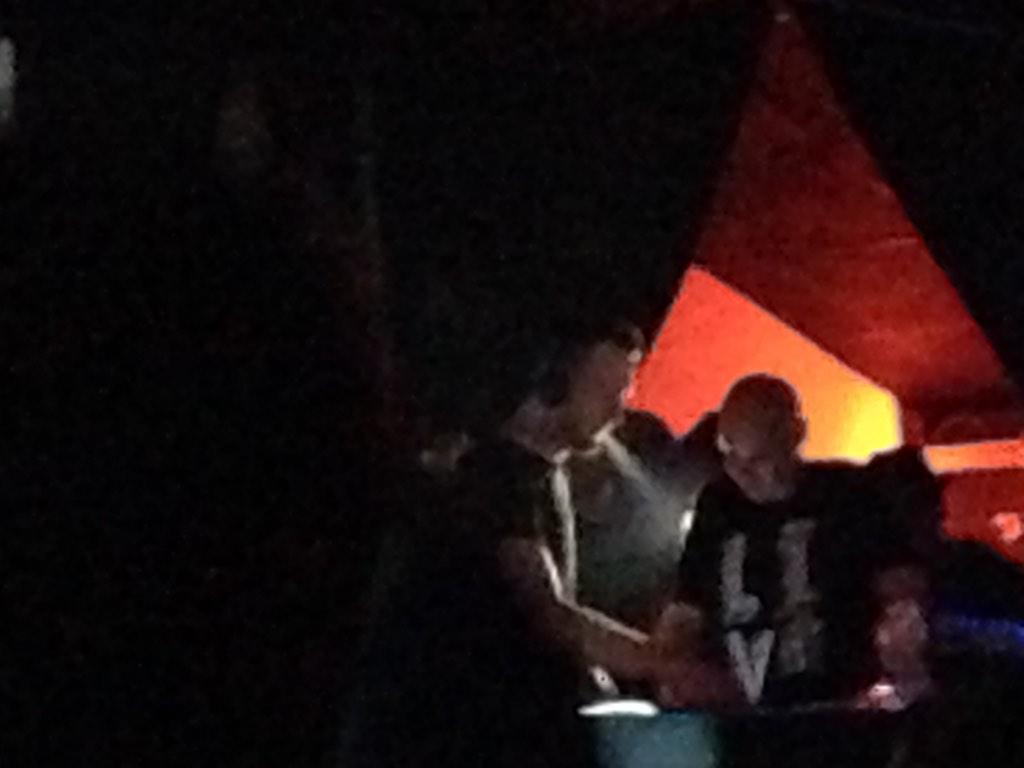pinuxsmith's tweet photo. #unicafoto #brancaleone #roma #tuttimatti #help #evilsound http://t.co/wBOJi2GHU8