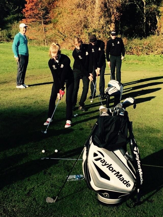 GeorgeGros's tweet image. @simonkhangolf at @BrocketHall with new scholars. Great insight provided in life on tour, psychology and technique.