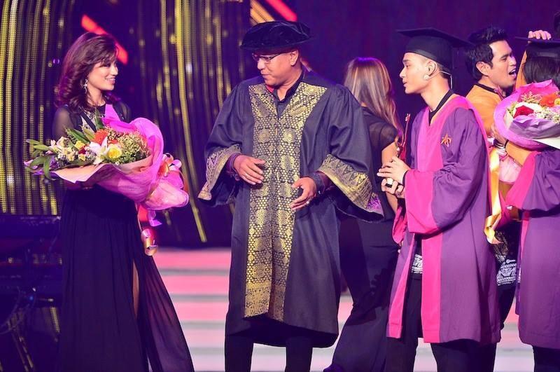 ERAdotje's tweet image. Tempat kedua #AF2014 ialah #AmanAF2014 !

Kredit foto dari @akademifantasia