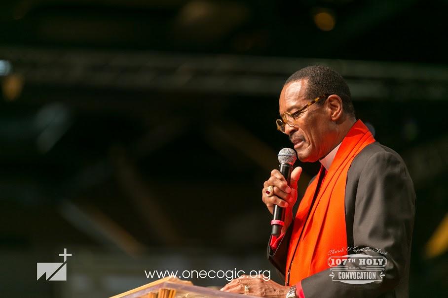 BishopCEBlake's tweet photo. Join us LIVE for the ultimate #ONECOGIC experience! 107th Holy Convocation is in full effect! http://t.co/BIUlHMPyd8 http://t.co/25ZZGknAmu