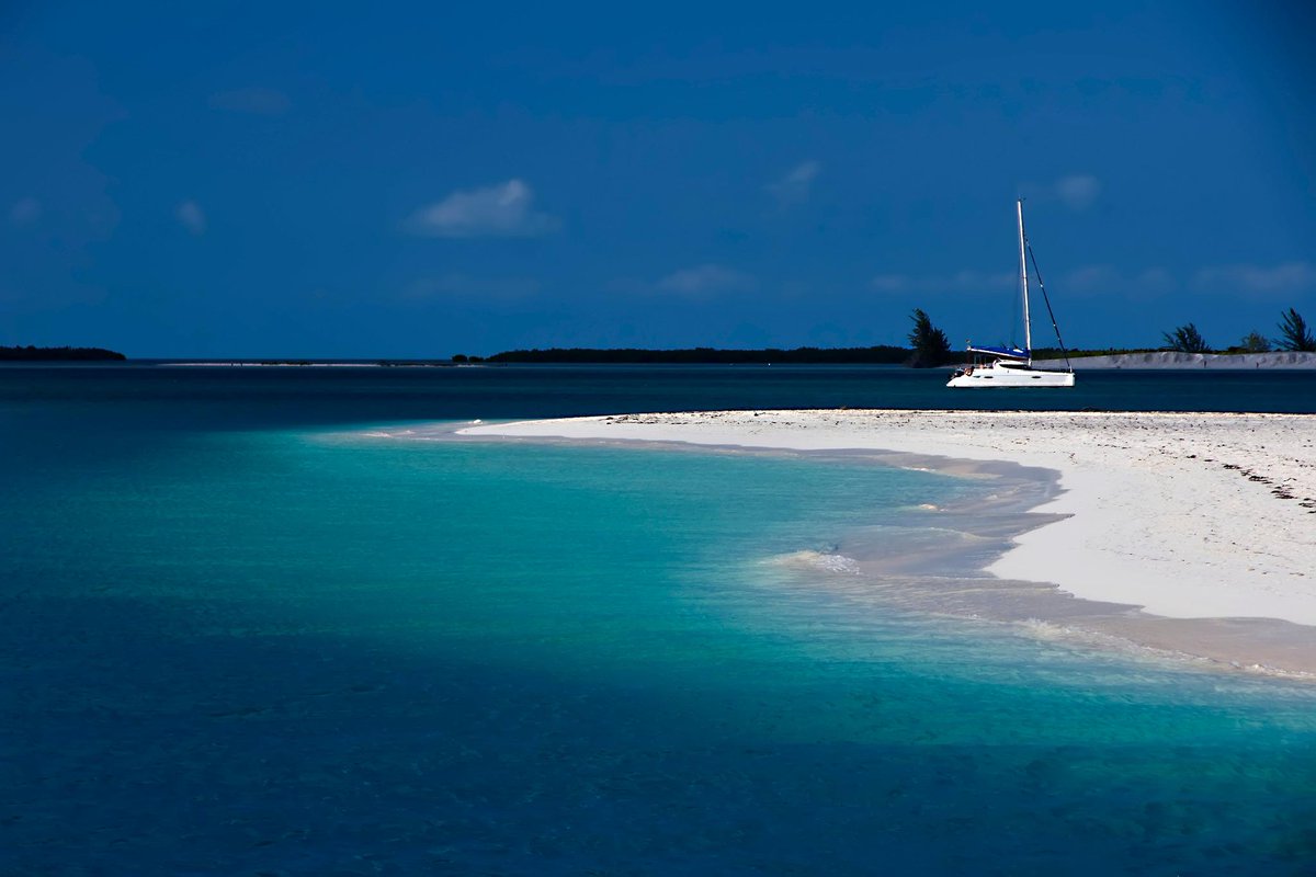 Passione Cuba? Ecco un Viaggio unico tra Mare e Terra a ritmo di Salsa...
vacanza-barca-vela.blogspot.it/2014/11/crocie…