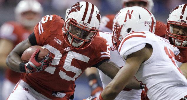 BadgerFootball's tweet photo. In case you haven't heard: #Badgers vs. #Huskers will start at 2:30 pm CT nationally on ABC. http://t.co/eVNEw6mScQ http://t.co/D850ZTdiYT