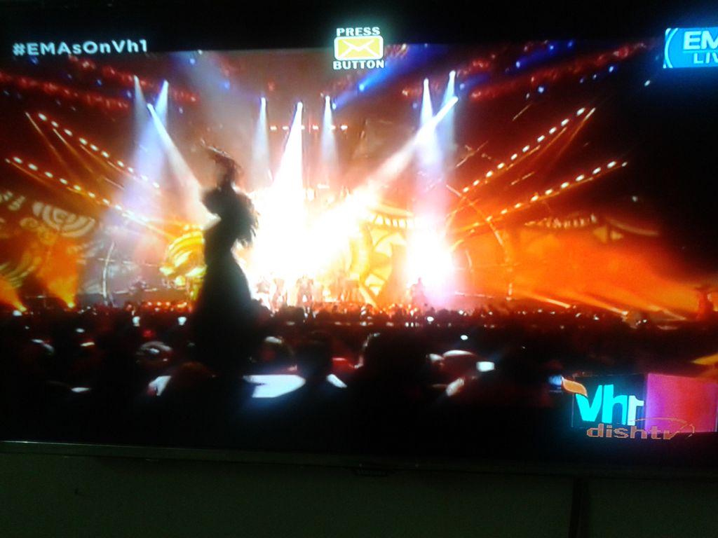 rohitcr2k's tweet photo. @Vh1India #EMAsOnVh1 #EMA2014 #EMA #EMAmazing @enrique305 http://t.co/gZDlSDXiIj