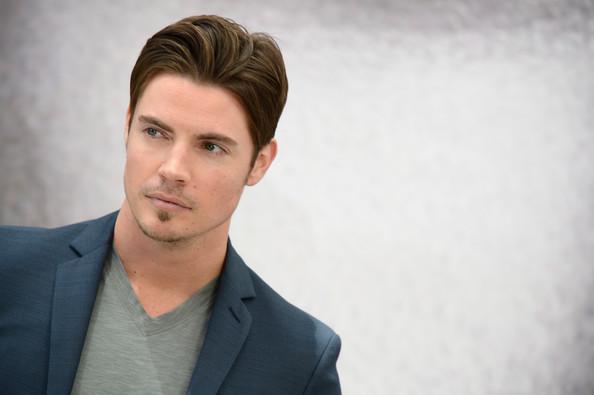 TeamJoshH_'s tweet photo. @joshhenderson prooved he is one of the best actors on this planet!! #TeamJohnRoss #SaveDallas http://t.co/qaZ5KhxTlq