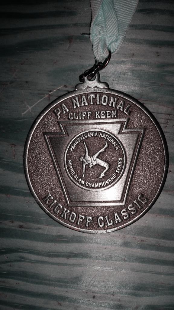 sewerbuck13's tweet photo. Luke wrestled hard today and took 3rd at the PA Cliff Keen National Kickoff Classic http://t.co/5DPDboG0Yz