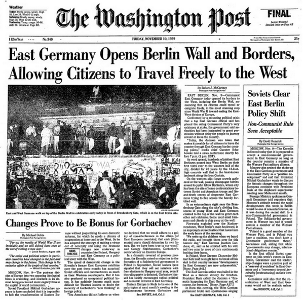 XNews's tweet image. More newsrooms sharing archival images of the fall of the Berlin Wall  #fotw25