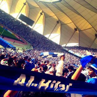 wej29's tweet photo. لا جيت تحب ؟ تأمّل جماهير الهِلال وتعلم 👌💙. http://t.co/uEyMK1J2AO