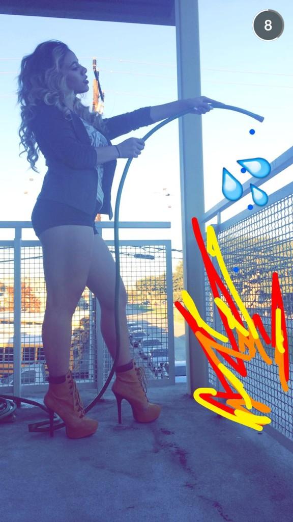 dinahjane tweet picture