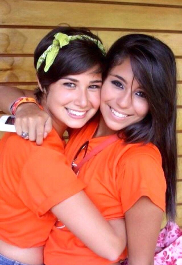 apaola_lopez's tweet photo. Tocayas 👯 #LasAndreas http://t.co/ZsvLY2sEGd