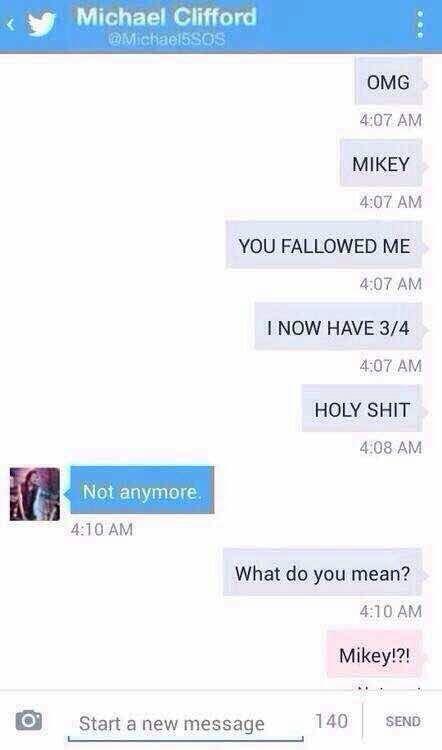 i'm gonna tweet 5sos' best sassy dms to fans

the more rts the more votes #vote5sos