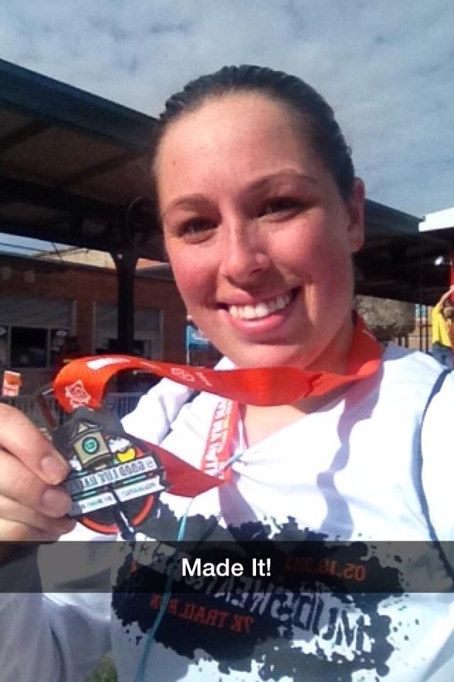 BrettSBaker's tweet photo. Way to go, Katie!!! RT @KatieFarritor: So glad I did it, so glad to be done! #GLhalfsy @BuluBox http://t.co/14GGXIaOzh