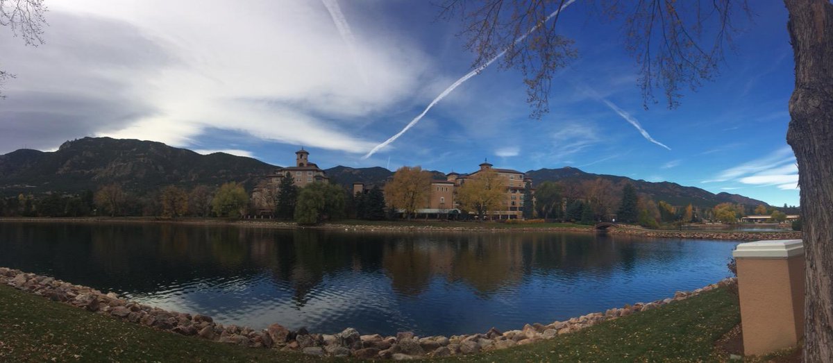 PinkmanAcademy's tweet photo. The Broadmoor West side. @platformconf #platform2014 http://t.co/F3dvV1huu9