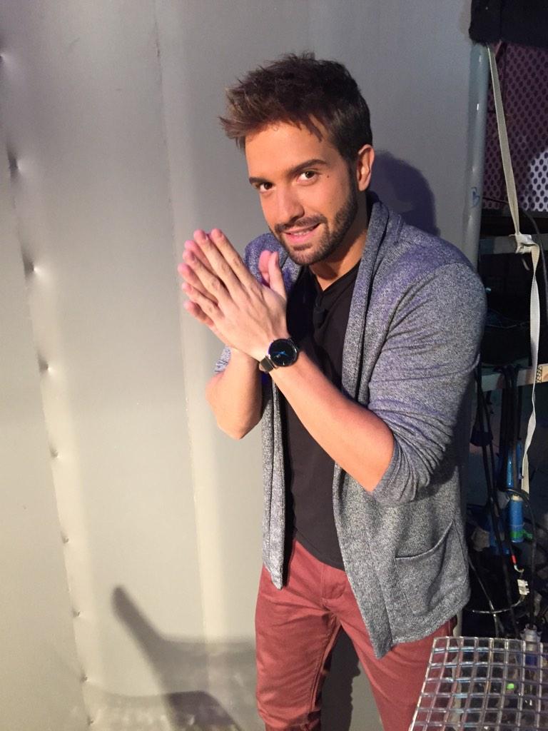 antoniomarmat's tweet photo. “@AlboranTeam: En nada sale @pabloalboran en @QTTF #AlboránTerralQTTF  ¿nervios@s? Va a ser genial!! http://t.co/cUfIJfsKkC” sorpresitas....