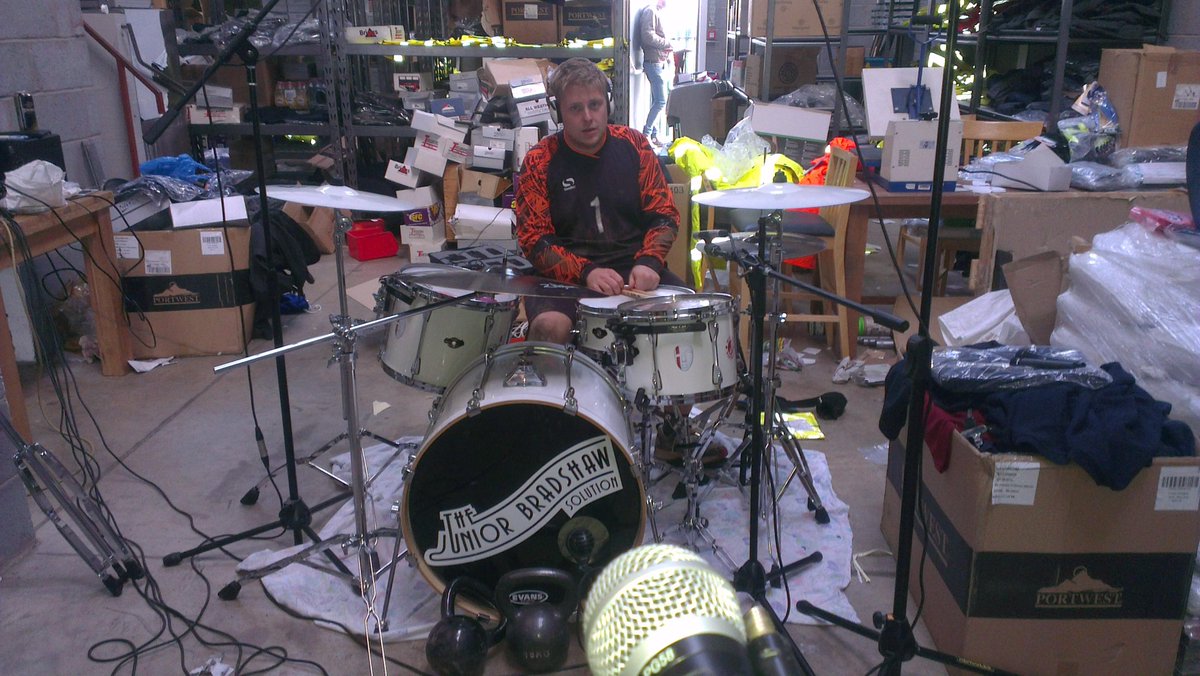 thejbsolution's tweet image. Laying down the drums for our new E.P