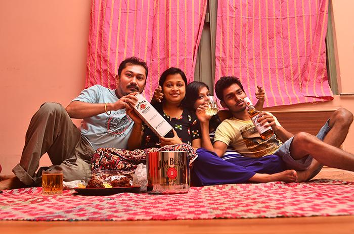 twitsamphoto's tweet photo. @MakeHistoryKol We continue to #MakeHistory!! #JimBeamRocks #MakeHistoryKolkata #FinestBourbonWhiskey @twitsamphoto http://t.co/FZJYrBwgTq