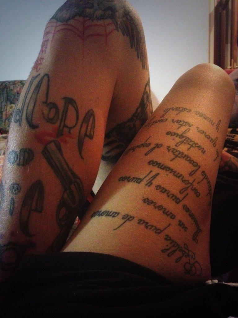Duchas de 2 horas...mejor acompañadas.. Ohh siii <3 adoro los domingos...