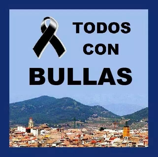 smcehegin's tweet photo. Queremos expresar nuestras condolencias con los vecinos y amigos de Bullas por el trágico accidente. Ánimo y fuerza. http://t.co/YqepdmJXTg