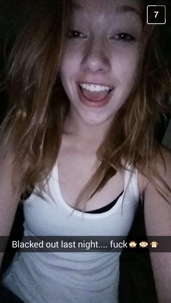 GoodsonKy's tweet photo. The snapchat i received this morning.😂 http://t.co/A0cgfHziPO