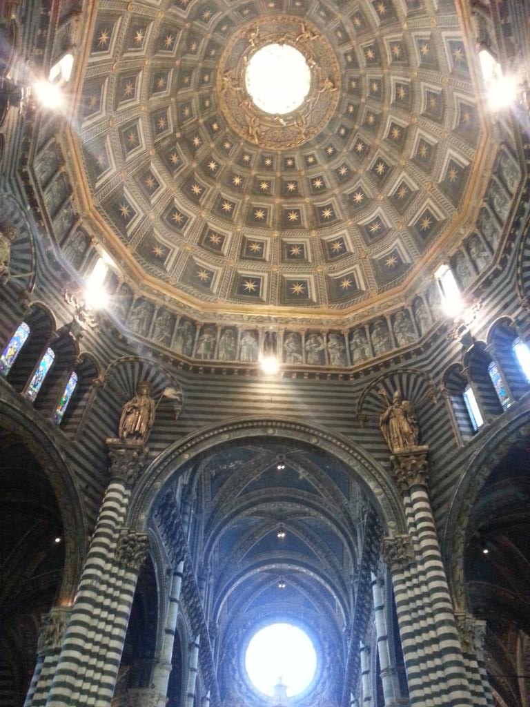 시에나 대성당 안