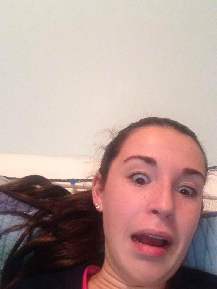 AllieStaats's tweet photo. When you still have to read a book and do a project that's due tomorrow http://t.co/rha2VoCBNi
