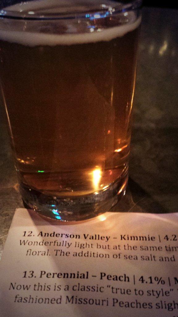 brewjourner's tweet photo. Anderson Valley - Kimmie, Goes + Light, salty, seltzer, floral, sweet + @AlewifeNYC + 3/5 http://t.co/JP6yZCn7Fk